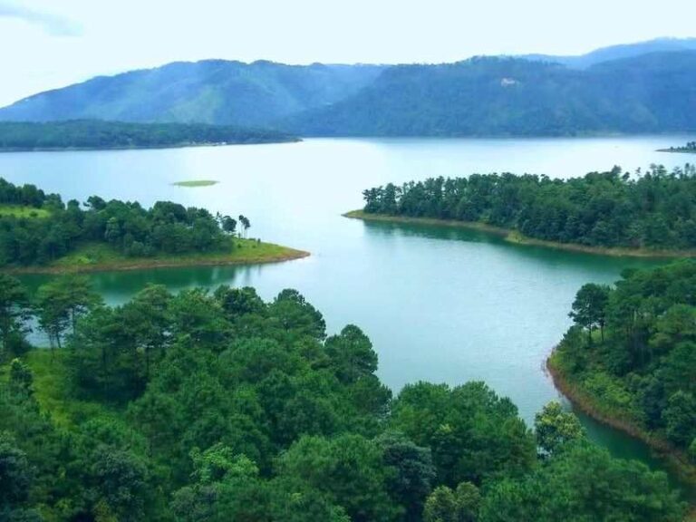 मेघालयानि उमियाम बान्दोनि दैखौ हगारनो हागौ आसामनि गंनै जिल्लाफोराव दै बाना सोमजिनायनि इसारा। मेघालयानि उमियाम बान्दोनि दैखौ हगारनो हागौ आसामनि गंनै जिल्लाफोराव दै बाना सोमजिनायनि इसारा।