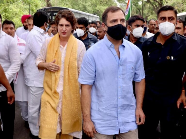 गुवाहाटीआव National Herald Corruption Case नि हेंथायै सोमावसारनायनि APCC नि दैदेनगिरिफोरखौ हमदों। गुवाहाटीआव National Herald Corruption Case नि हेंथायै सोमावसारनायनि APCC नि दैदेनगिरिफोरखौ हमदों।