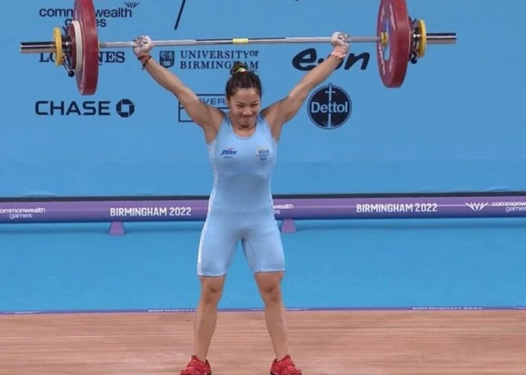 MIRABHAI CHANU आ भारत हादरनि थाखाय CWG 22 गेलेनायाव सनानि मेडेल मोन्नो हादों। MIRABHAI CHANU आ भारत हादरनि थाखाय CWG 22 गेलेनायाव सनानि मेडेल मोन्नो हादों।