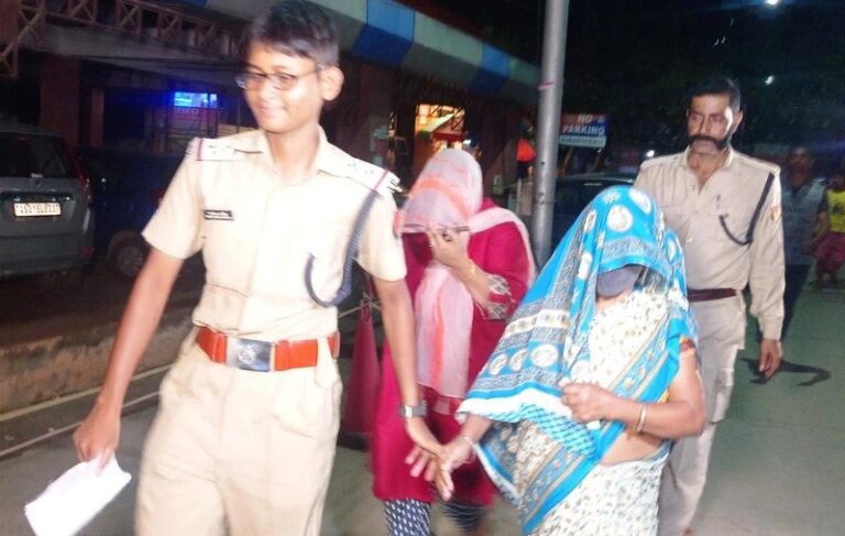 GUAWAHATI MEDICAL COLLEGE AND HOSPITAL आव उन्दै गथ’ लांखारनो नाजानाय सानै आइजोखौ पुलिसआ हमदों । GUAWAHATI MEDICAL COLLEGE AND HOSPITAL आव उन्दै गथ’ लांखारनो नाजानाय सानै आइजोखौ पुलिसआ हमदों ।