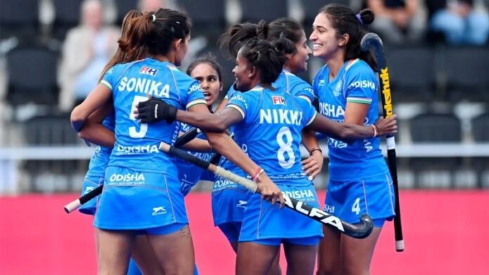 Indian Women's Hockey Team beats South Africa