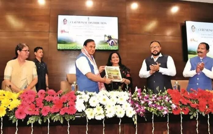 Assam CM Himanta Biswa Sarma Distributes Incentives Worth Rs 64 Cr To 370 Tea Gardens